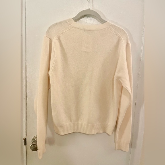 Uniqlo Women’s Premium Lambswool Crew Neck Sweater in XS - Picture 3 of 5